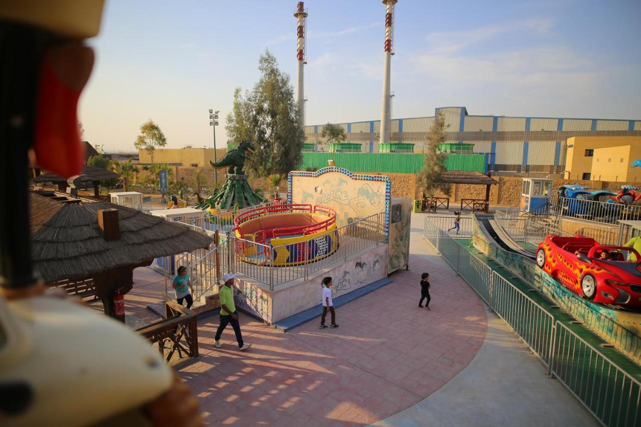 Swiss Inn Teda Hotel & Aqua Park Ain Sukhna Exteriör bild