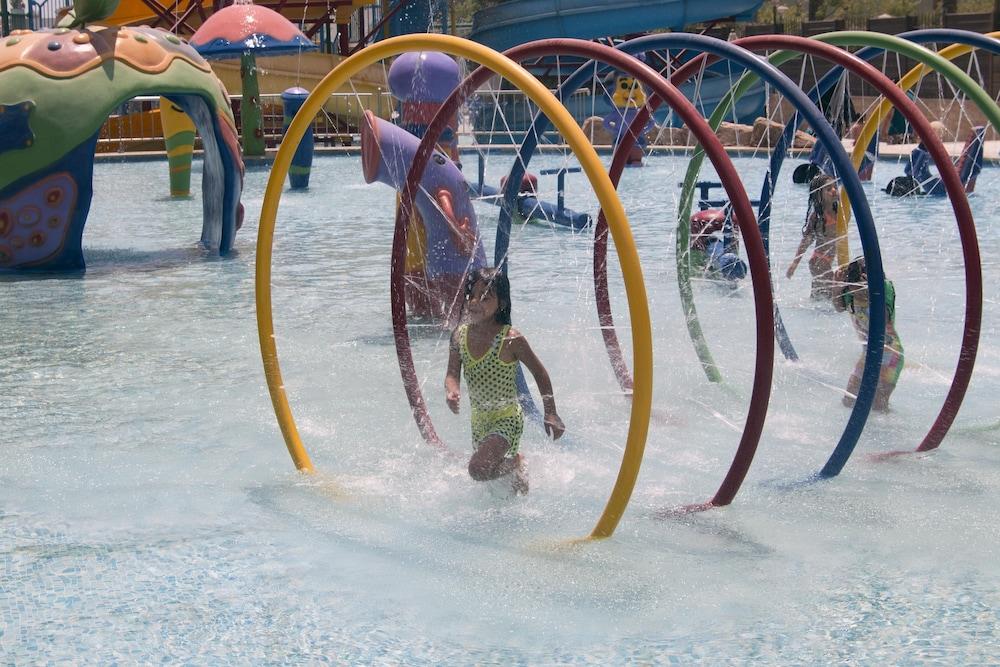 Swiss Inn Teda Hotel & Aqua Park Ain Sukhna Exteriör bild
