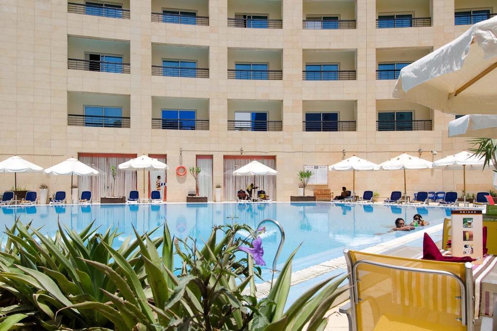 Swiss Inn Teda Hotel & Aqua Park Ain Sukhna Rum bild